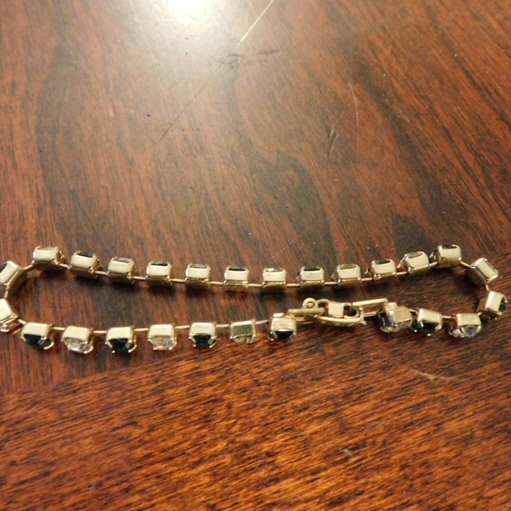 Tennis Bracelet Green Gemstone and Diamond Bracelet